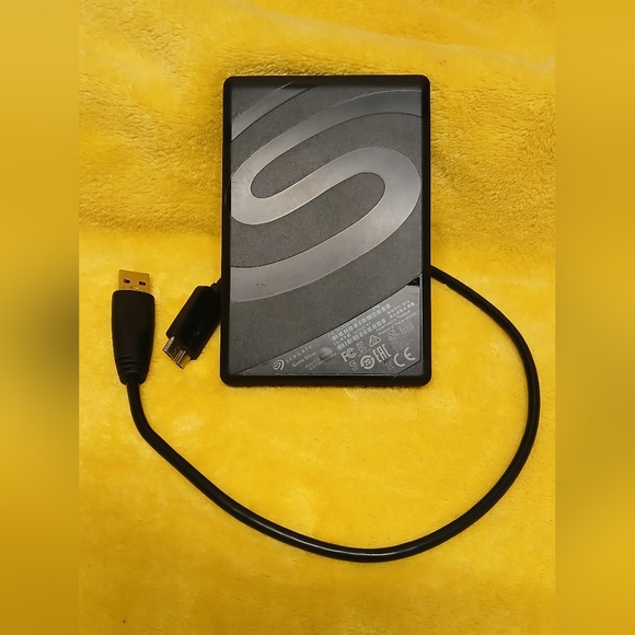 Seagate 2TB External Game Drive/ Hard Drive - Picture 1 of 7